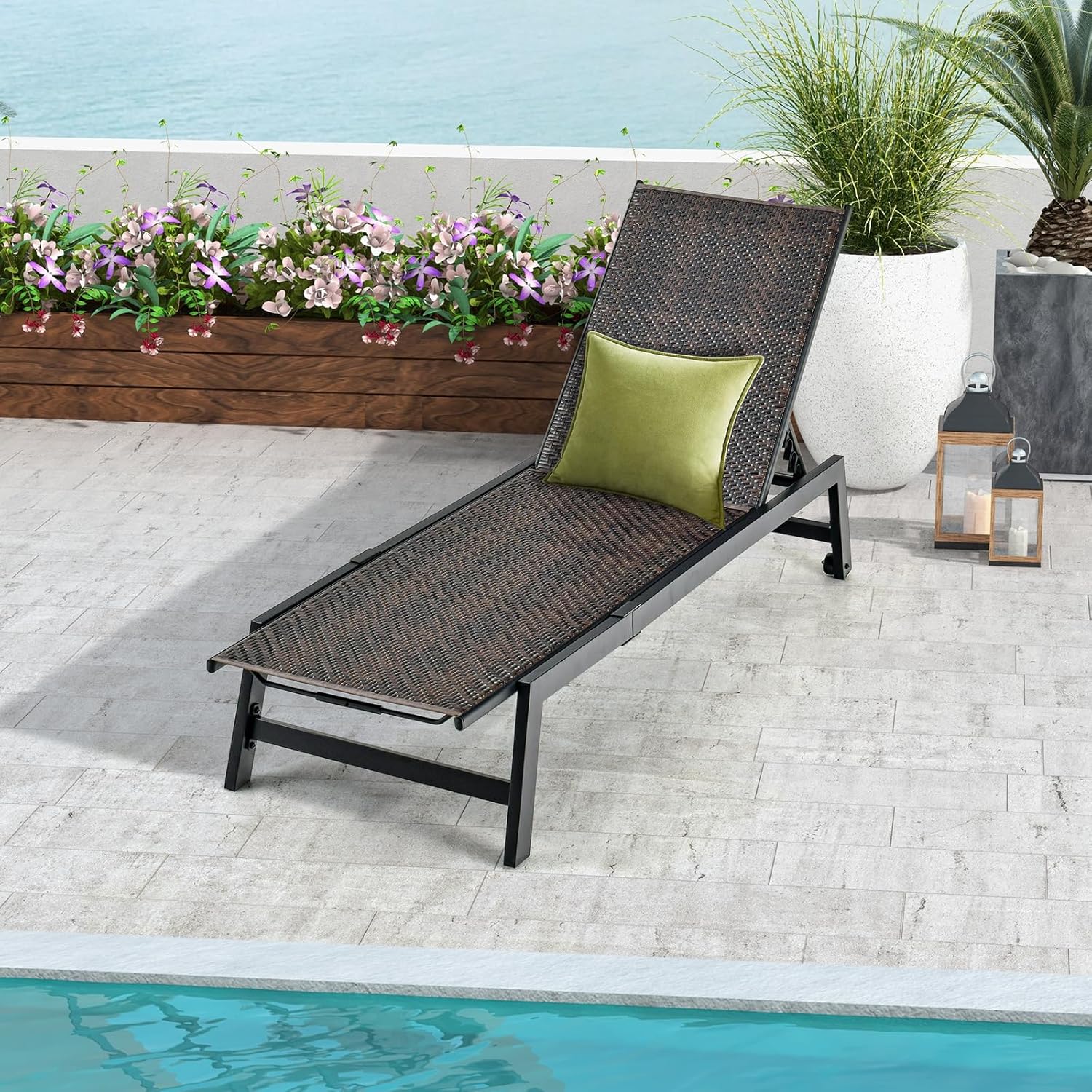 Giantex Patio Chaise Lounge Chair - Outdoor PE Rattan Recliner Chair with Wheels, 5-Position Adjustable Backrest, Steel Frame, Wicker Tanning Chair for Deck, Poolside, Yard, Beach Sunbathing Chair(1)